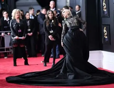 عکس ها از جذاب های فشن شوی شصتمین گرمی