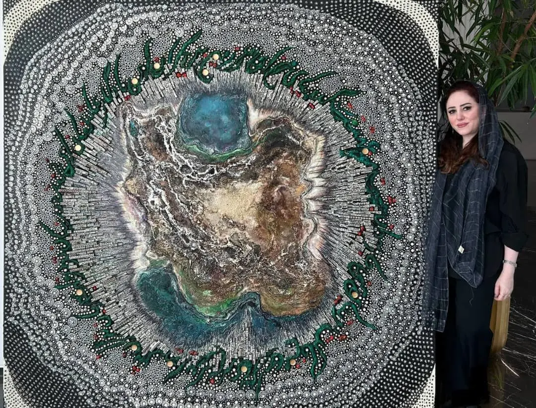 Bita Vakili and the Map of Iran in Raha Gallery Collection / A Painting that Comes with Its Own Music and Song