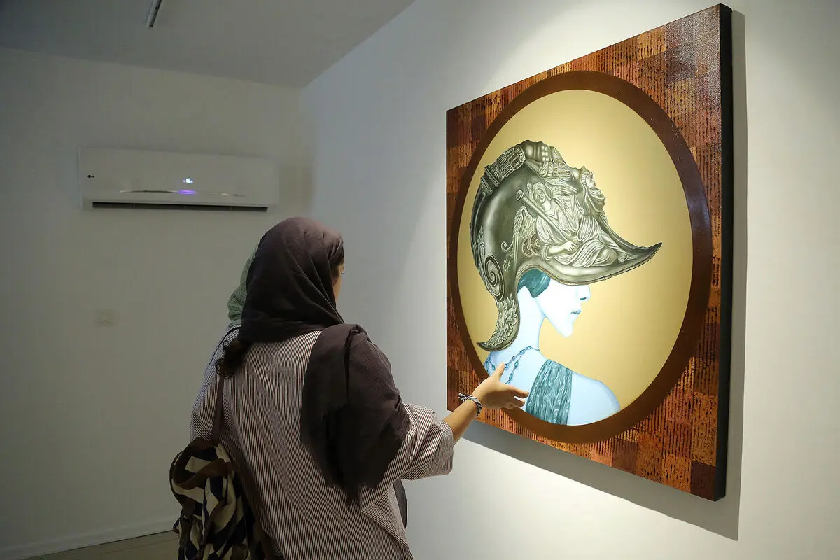 افتتاحیه نمایشگاه دو نفره آثار نقاشی حمید زارع و الناز صباغ‌پور در گالری ژاله