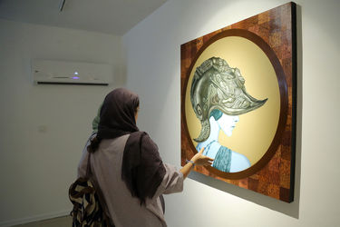 افتتاحیه نمایشگاه دو نفره آثار نقاشی حمید زارع و الناز صباغ‌پور در گالری ژاله