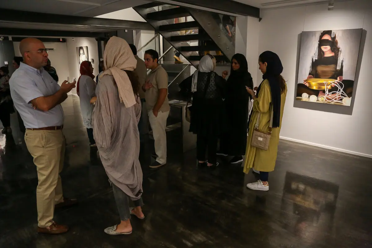 افتتاحیه نمایشگاه نقاشی نازنین علایی نیا در گالری ایوان