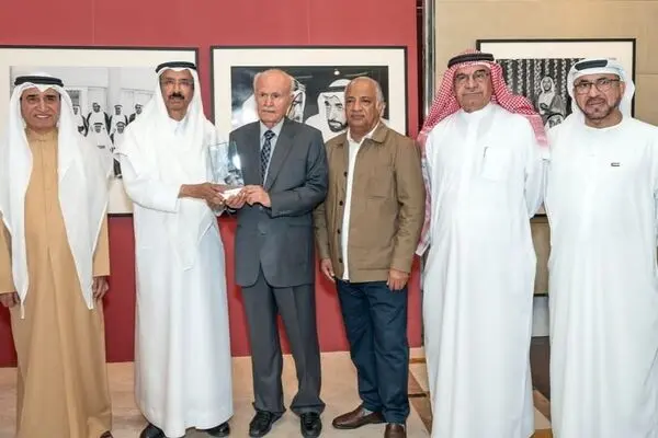 The UAE According to the photos of Abdullah Al Khan at Al Owais Cultural Foundation | photos