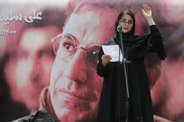 دختر علی سلیمانی راه پدر را ادامه داد