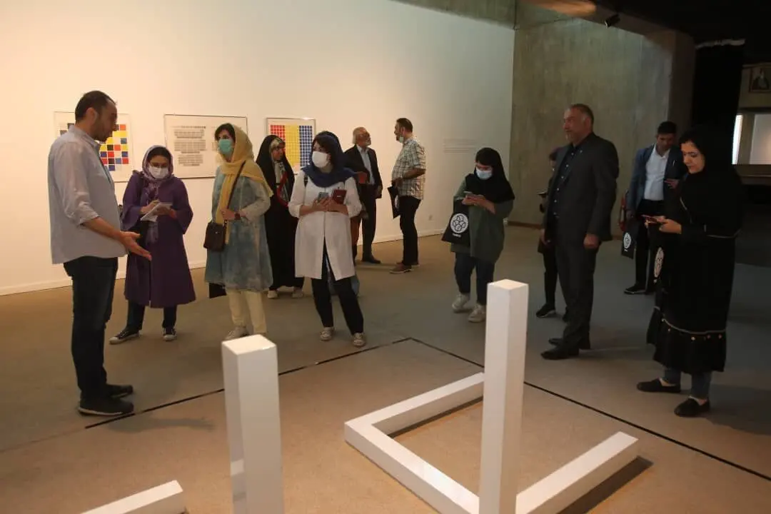 نمایشگاه مینی مالیسم و کانسپچوال آرت در موزه هنرهای معاصر تهران