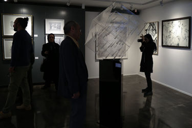 افتتاحیه‌ی نمایشگاه گروهی با عنوان "سیاه و سفید" در گالری ایوان