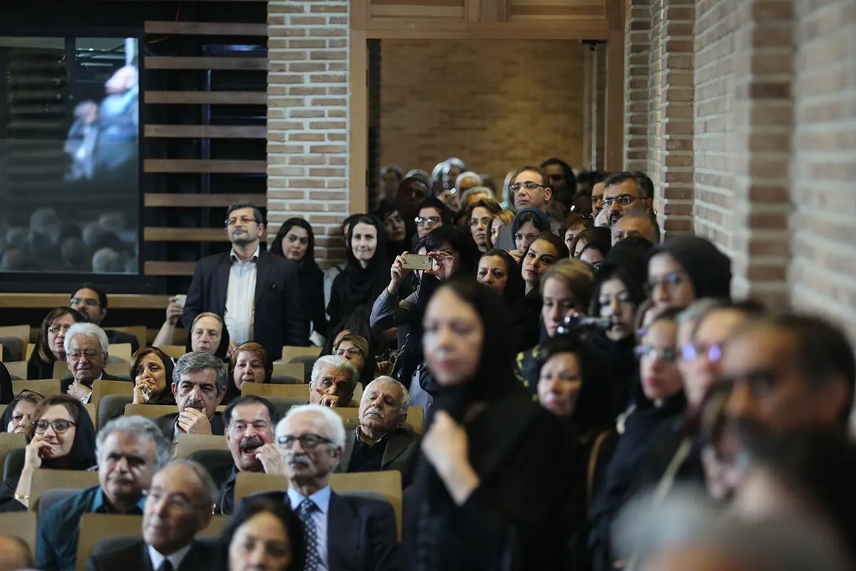 مراسم یادبود استاد محمدابراهیم جعفری در باغ موزه قصر