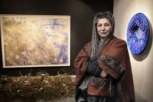 شهناز زهتاب؛ از نقاشی اینستالیشن تا فیزیک کوانتوم
