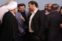 محمدرضا گلزار در گوش حسن روحانی چه گفت؟