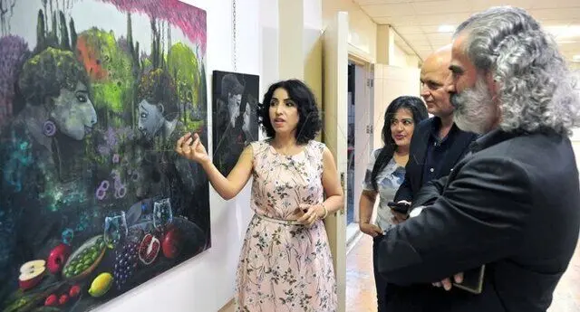 خانم نقاش اولین گناه بشر را به تصویر کشید 