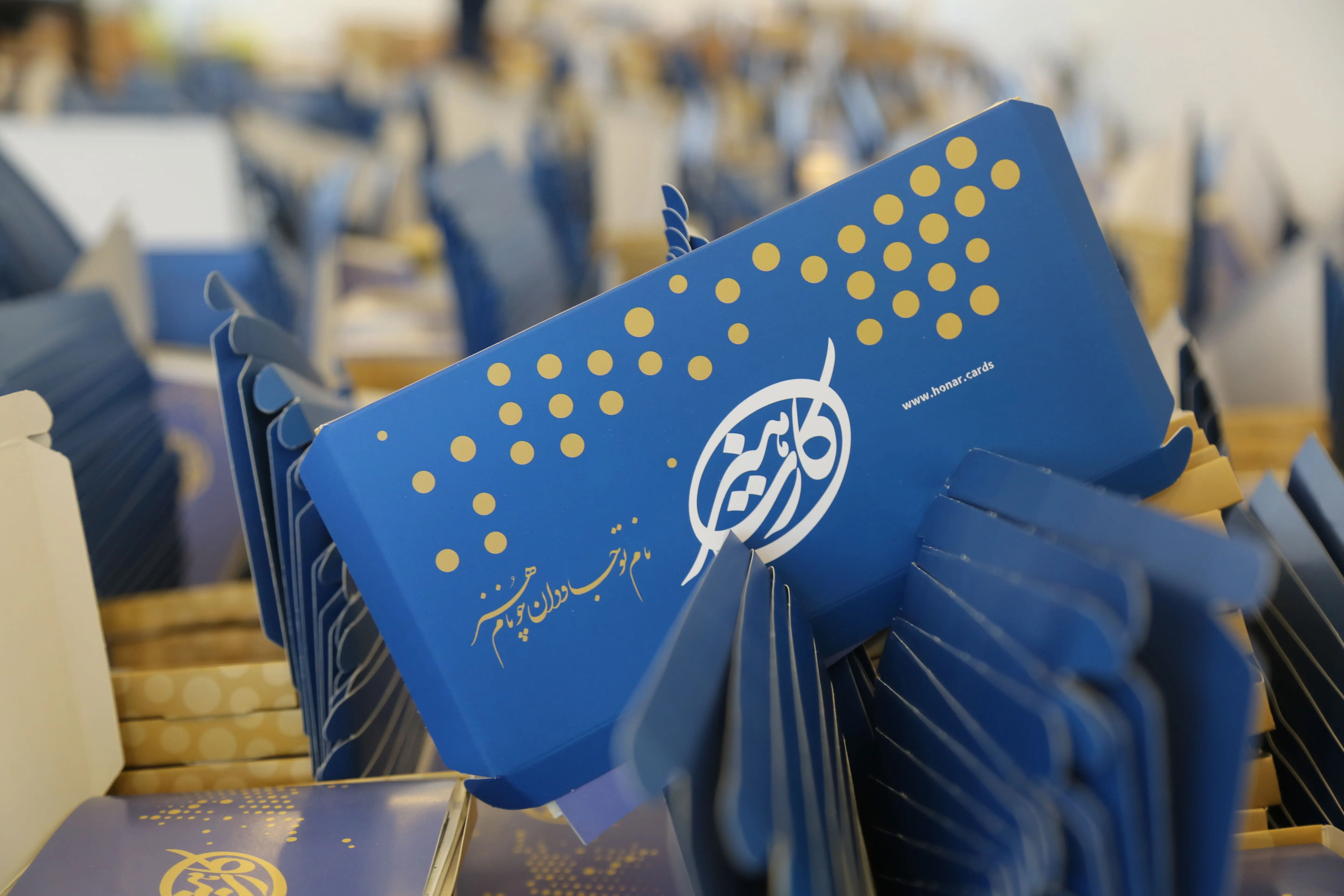 هنر کارت هنرمندان این شهر تایید نمی شود ؟