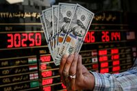 قیمت دلار ۲۰۰ هزار تومان را رد کرد؟ / انفجار قیمت دلار امروز چهارشنبه ۷ مرداد ۱۴۰۵