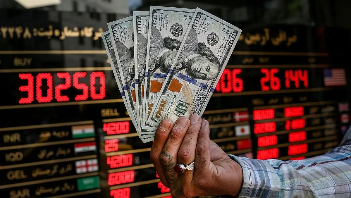 قیمت دلار ۲۰۰ هزار تومان را رد کرد؟ / انفجار قیمت دلار امروز چهارشنبه ۷ مرداد ۱۴۰۵