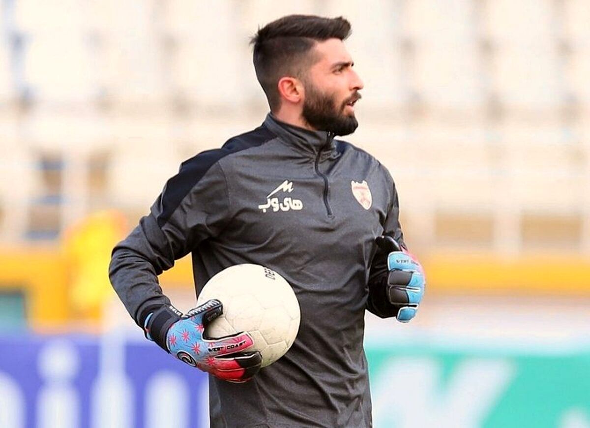 استقلال بازیکن مورد علاقه پرسپولیس را هایجک کرد | قدرت دفاعی استقلال بیشتر شد 