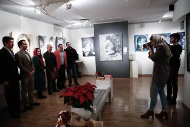 افتتاحیه نمایشگاه نقاشی های فائزه افجه نیا در گالری شَلمان