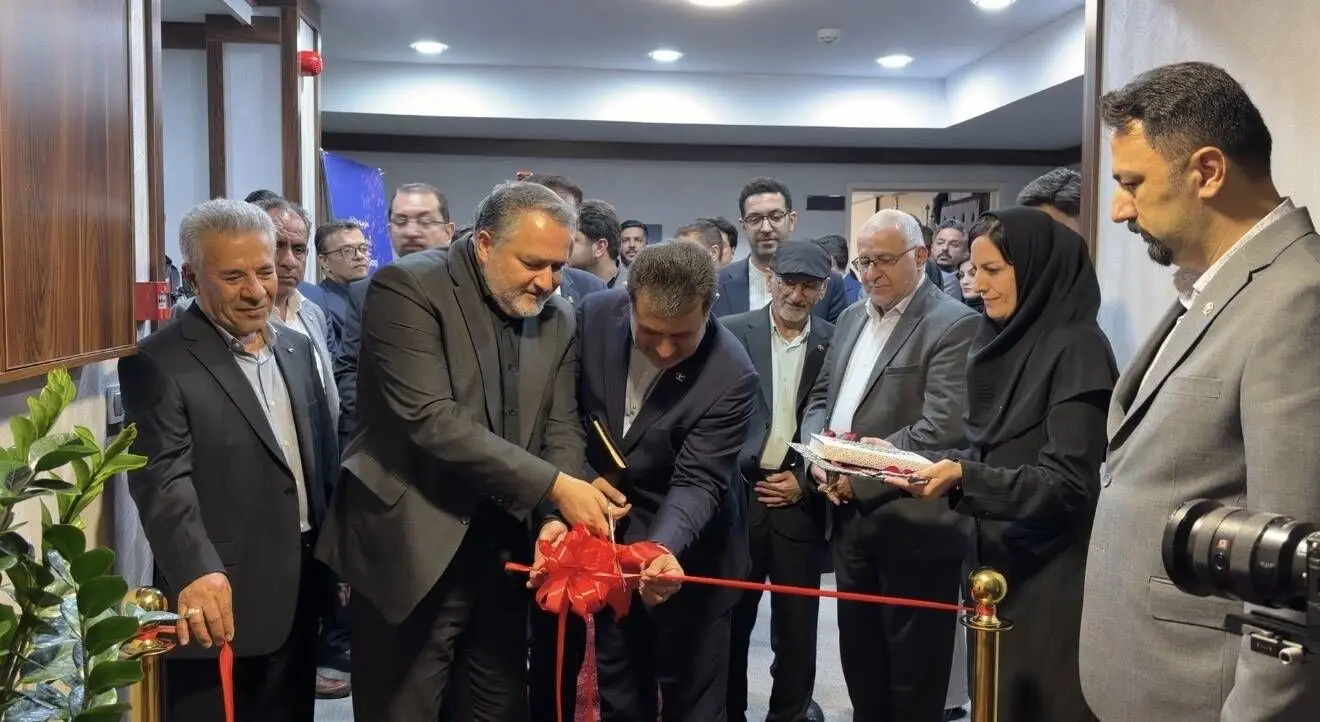 افتتاح مدرسه هتل داری هما/ تابش: احتمالا امسال شعبات هتل هما افزایش می یابد/ ساعیان: هتل داری مدرن را با مهمان نوازی سنتی ایرانی پیوند می زنیم