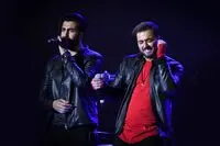 ببینید: گاف عجیب خواننده ماکان‌بند در برنامه علی ضیا