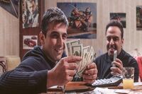 فصل دوم سریال "بر سر دوراهی" ساخته می‌شود؟