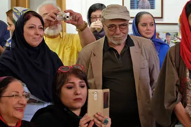 نمایشگاه آثار خسرو سینایی در باغ موزه هنر ایرانی