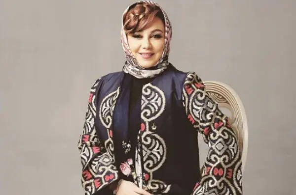 موتورسواری بهنوش بختیاری در خیابان‌های تهران! / عکس