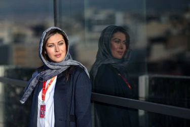 دومین روز سی و هفتمین جشنواره جهانی فیلم فجر در پردیس چارسو