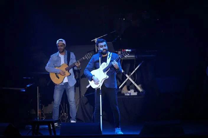 پازل‌بند "ببینیم همو" را منتشر کرد