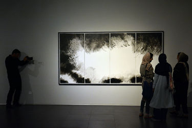 نمایشگاه نقاشی‌های آب‌مرکب پری‌یوش گنجی در گالری ایرانشهر