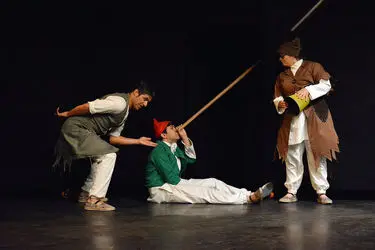 نمایش "چل گیس"در تالار چهارسو تئاتر شهر