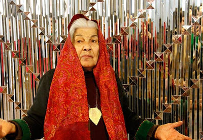 Monir Farmanfarmaian donates collection to University of Tehran