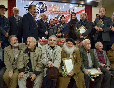 دوربین ایران‌آرت در جشن تولد هنرمندان بهمن‌ماهی