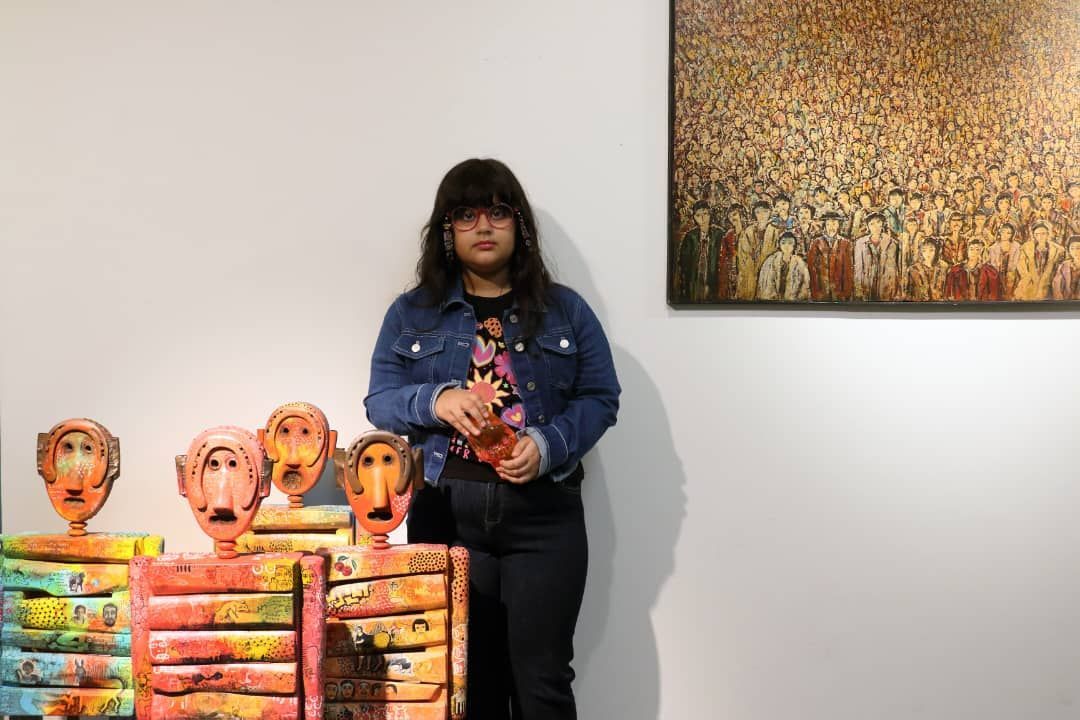 “Crowding” at Mojdeh Art Gallery featuring 15 artists 