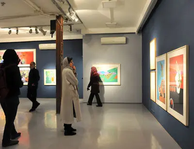 ببینید: پروانه اعتمادی و جان دادن به مناظر بی‌جان