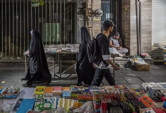 کتاب فروشی های خیابان انقلاب