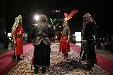 تعزیه‌خوانی در خانه هنرمندان