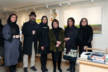 رونمایی از سومین کتاب سال پیش نگاه در گالری گلستان