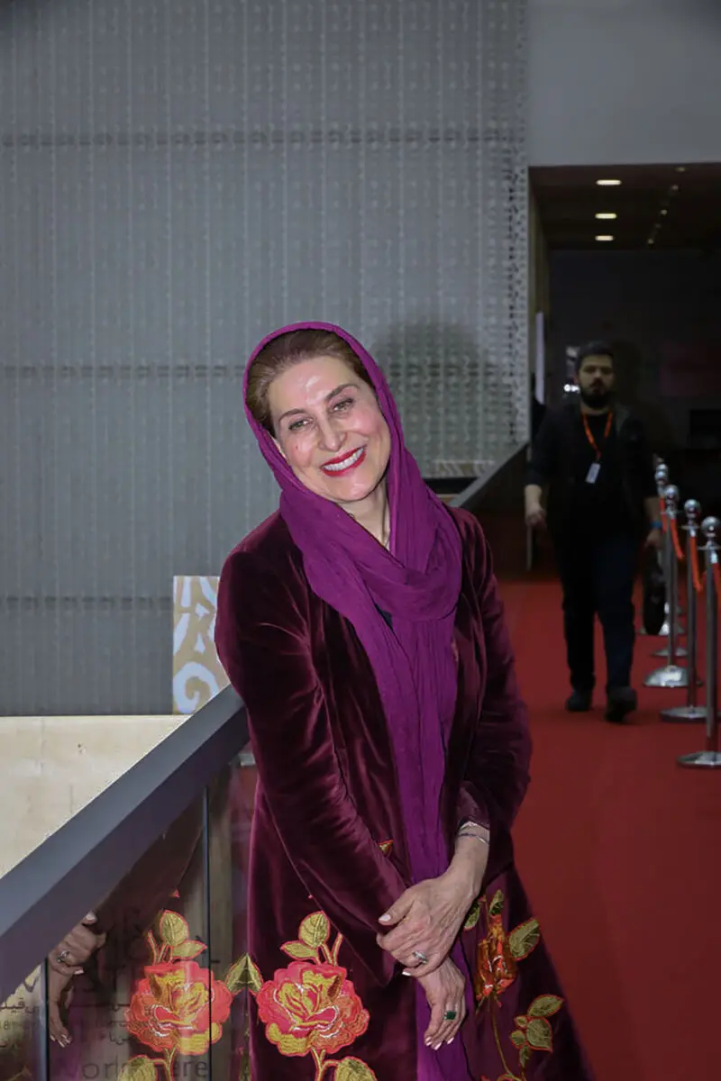 دومین روز سی و هفتمین جشنواره جهانی فیلم فجر در پردیس چارسو