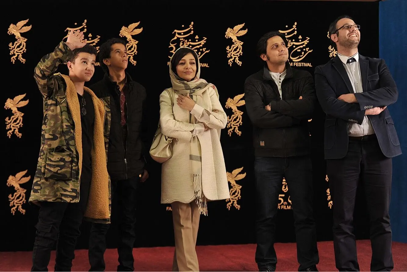 آخرین ژست ها در آخرین لحظاتی که برج میلاد کاخ بود