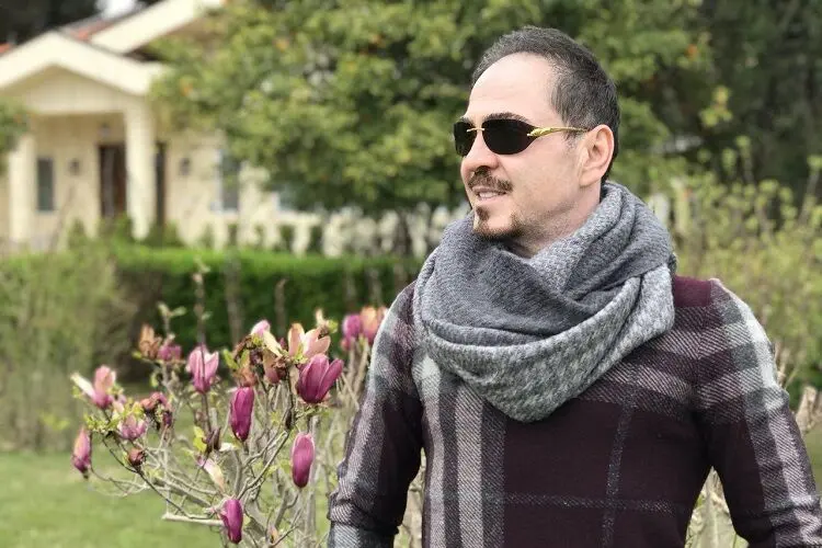 خواننده‌ای که به‌خاطر داریوش ممنوع‌الفعالیت شد