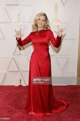 marlee-matlin-oscars-2022-683x1024