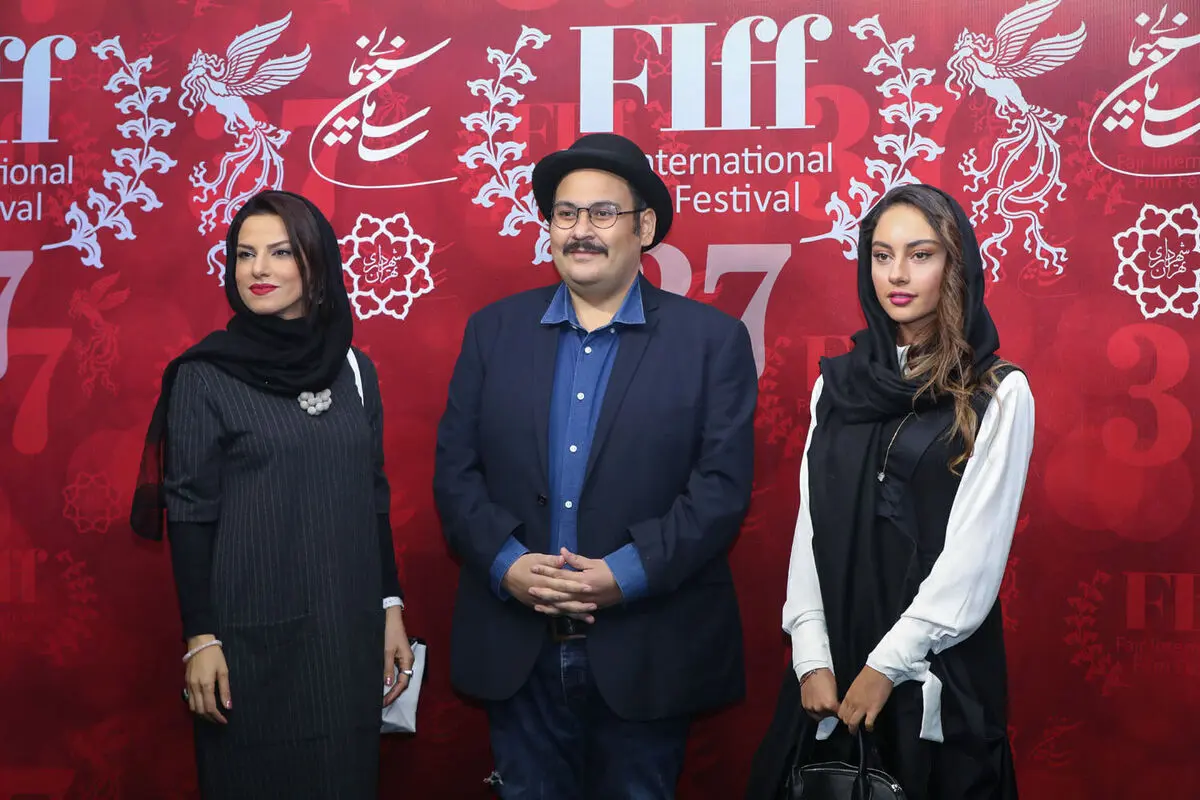 دومین روز سی و هفتمین جشنواره جهانی فیلم فجر در پردیس چارسو