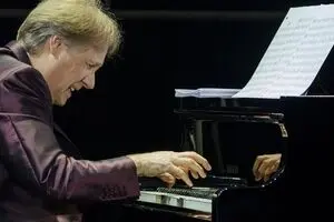 Richard Clayderman Concert Planned in Tehran