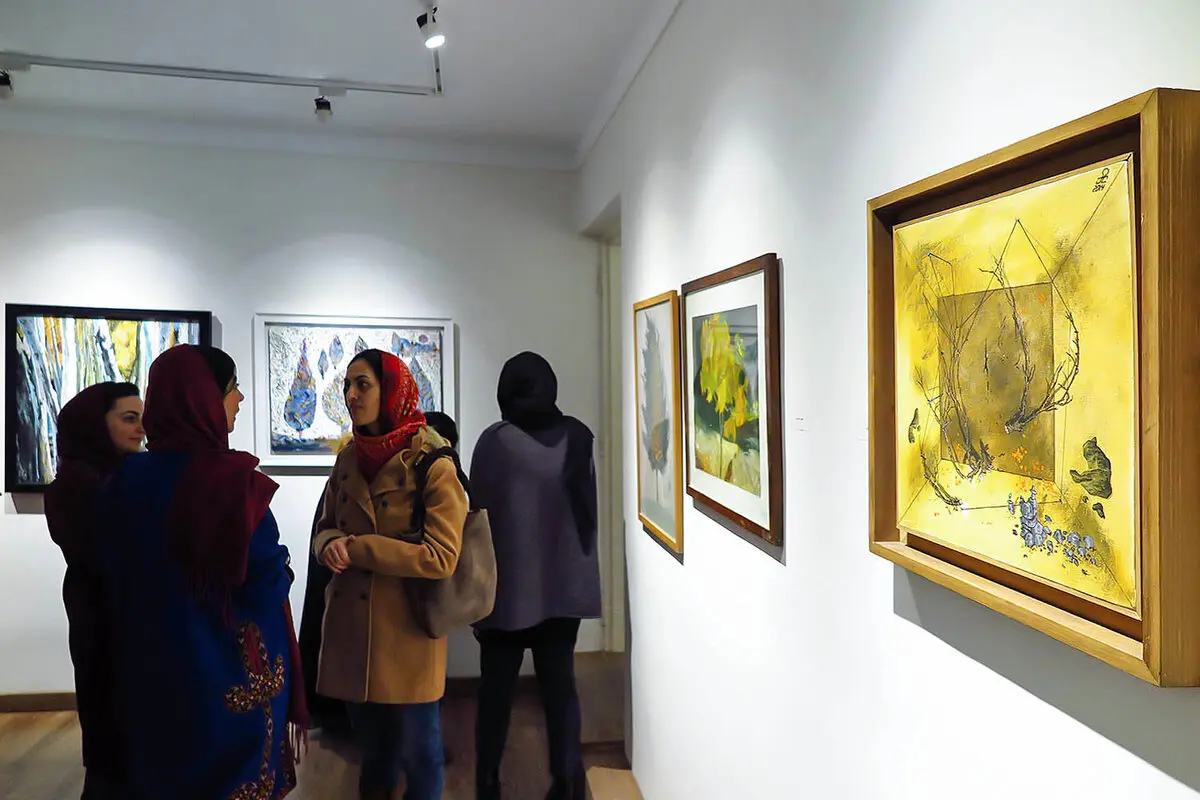 هر هنرمند یک درخت را در دارگون ببینید
