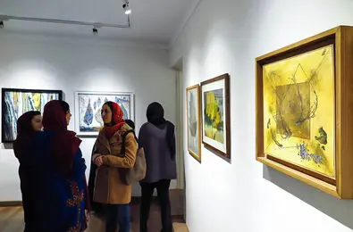 هر هنرمند یک درخت را در دارگون ببینید