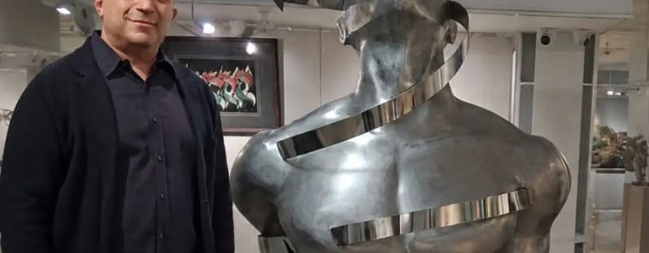 Masoud Akhavan Jam’s Maturity in the Raha Gallery Collection