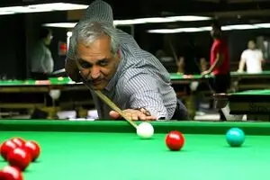 مهران مدیری جام بیلیارد برگزار می‌کند
