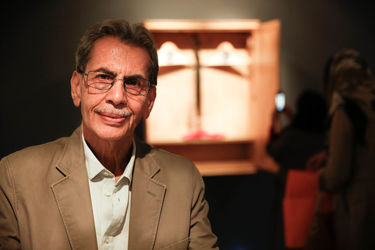 نمایشگاه مجموعه آثار کامبیز درم بخش با عنوان "سورپرایز" در گالری ویستا