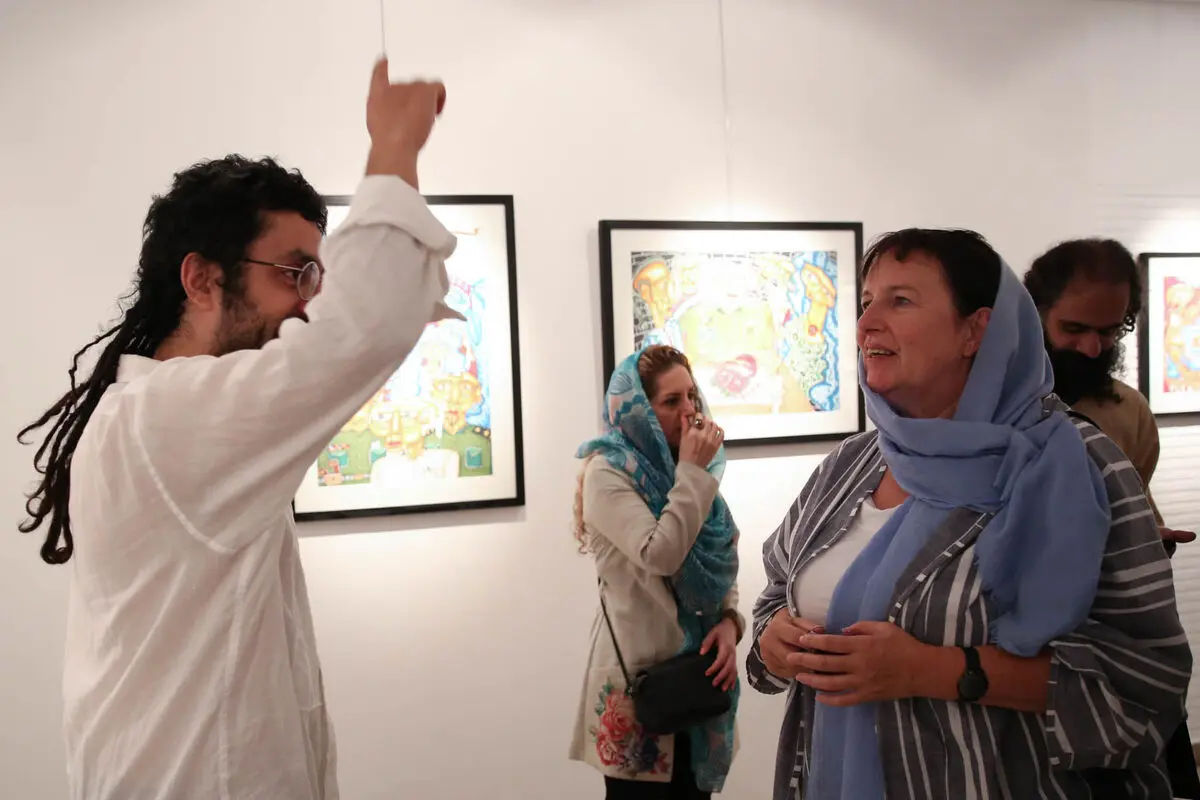 نمایشگاه نقاشی های آذرخش فراهانی در گالری آتبین