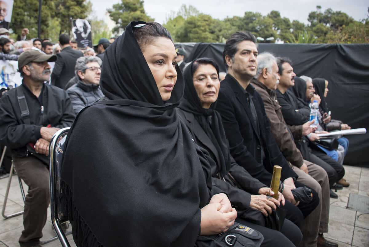 تشییع پیکر جمشید مشایخی
