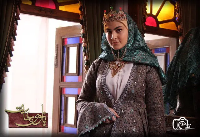 فصل دوم سریال "بانوی عمارت" به کجا رسید؟