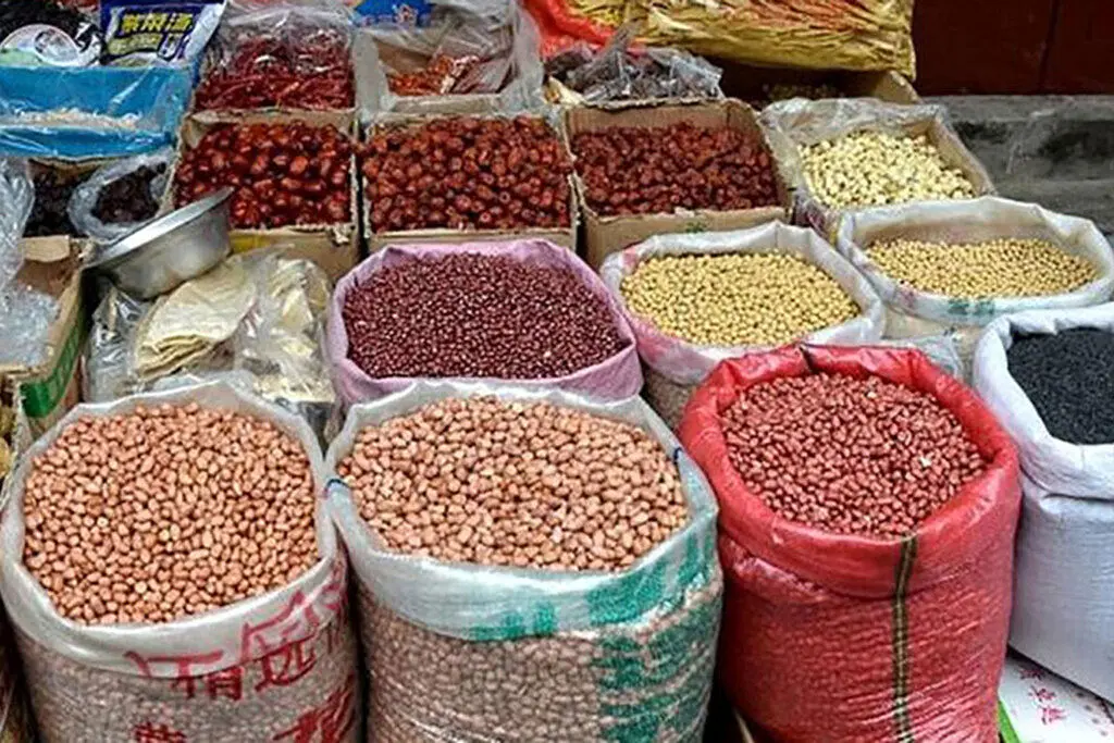 قیمت حبوبات به پرواز درآمد / افزایش چشمگیر قیمت حبوبات در دی ۱۴۰۴ +لیست قیمت