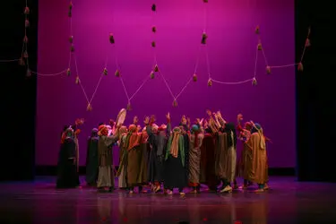 نمایش"مردی در آینه"در تالار وحدت